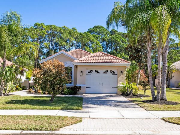 607 SW Treasure Cove, Port Saint Lucie, FL 34986