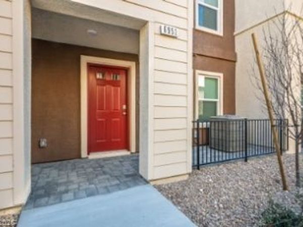 6953 Ashton Ridge Street , Las Vegas, NV 89166