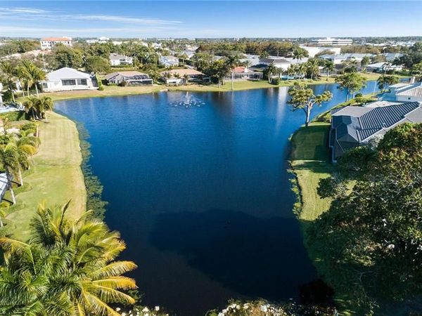 517 Devils LN, NAPLES, FL 34103