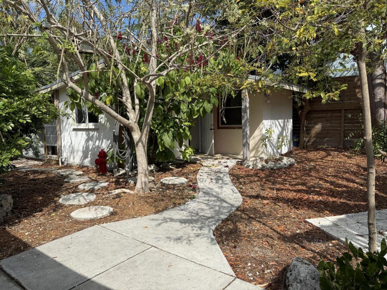 371 69th Street Ocean, Marathon, FL 33050 Photo