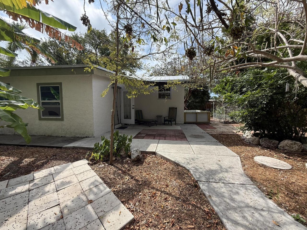 371 69th Street Ocean, Marathon, FL 33050 Photo