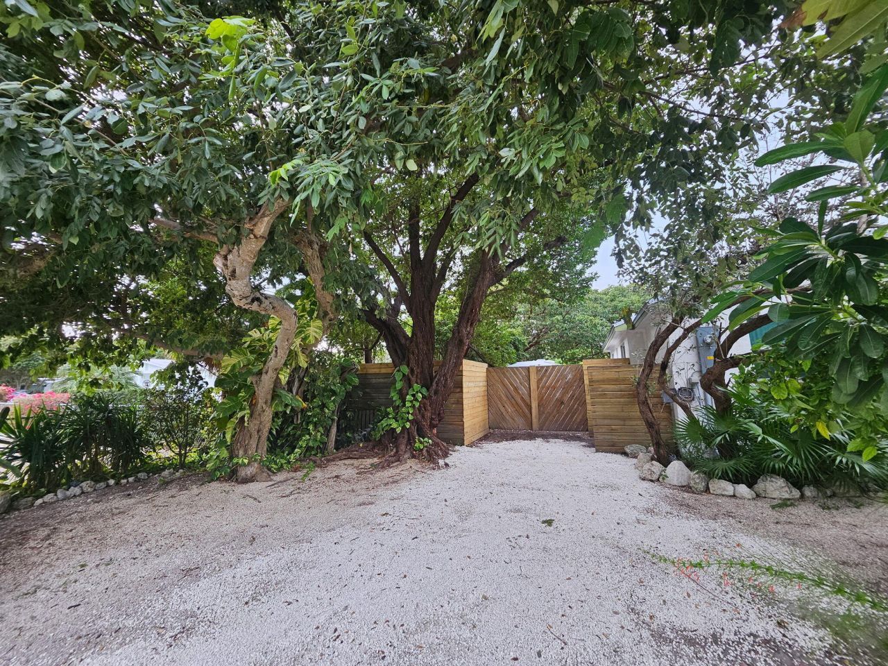 371 69th Street Ocean, Marathon, FL 33050 Photo