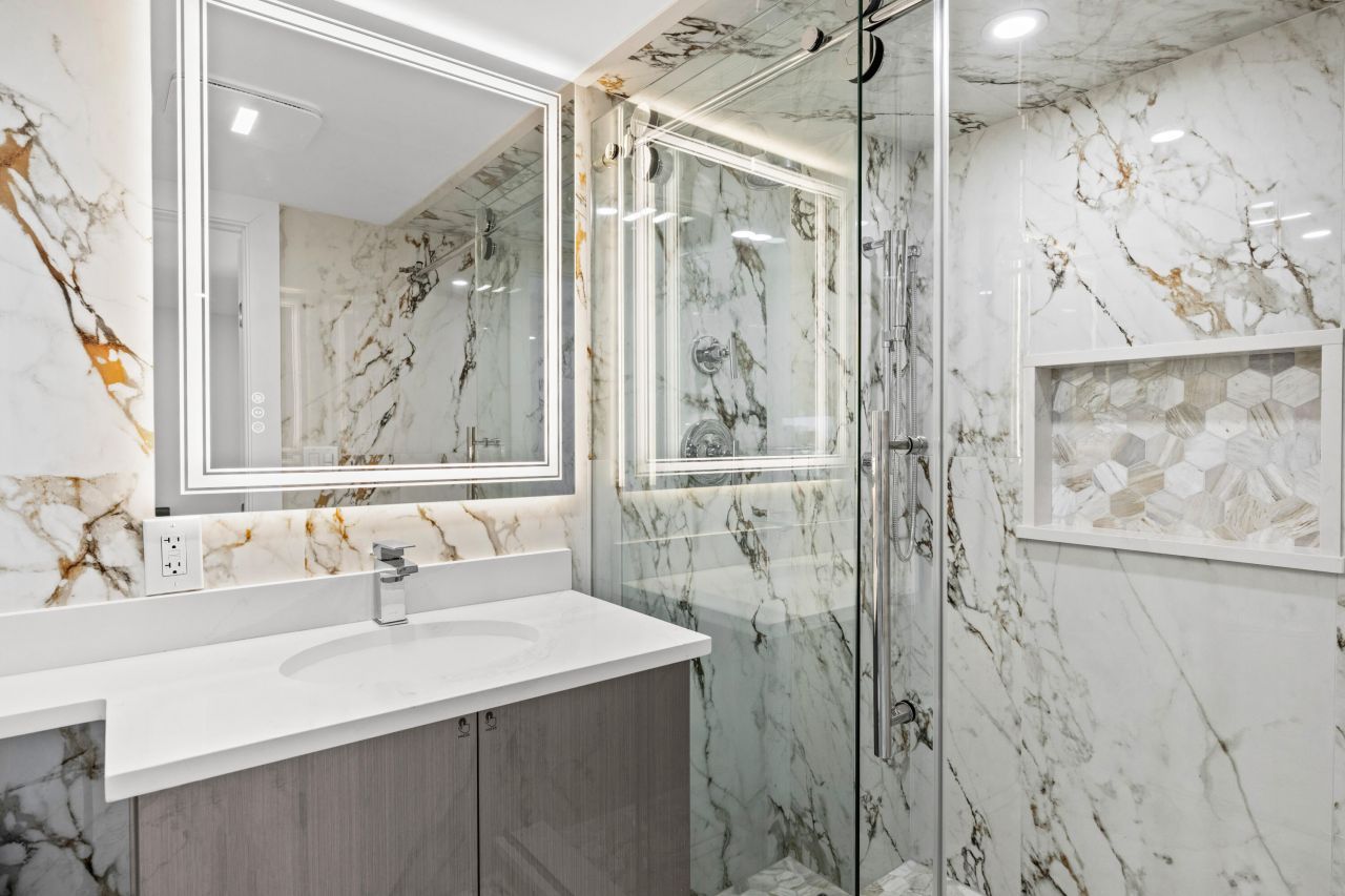 2000 Coco Plum Drive, Unit APT 504, Marathon, FL 33050 Photo