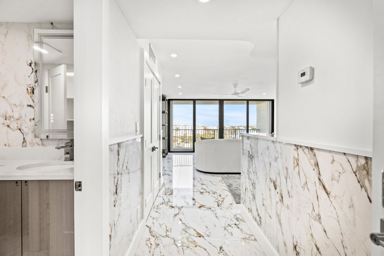 2000 Coco Plum Drive, Unit APT 504, Marathon, FL 33050 Photo