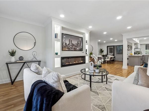 106 La Rue Place NW, Atlanta, GA 30327