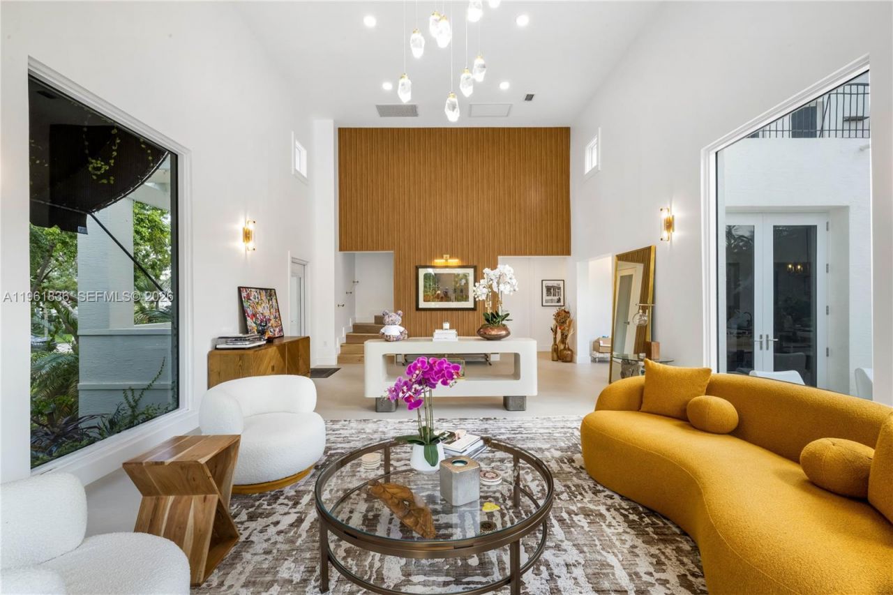 279 Galeon Ct, Coral Gables, FL 33143 Photo