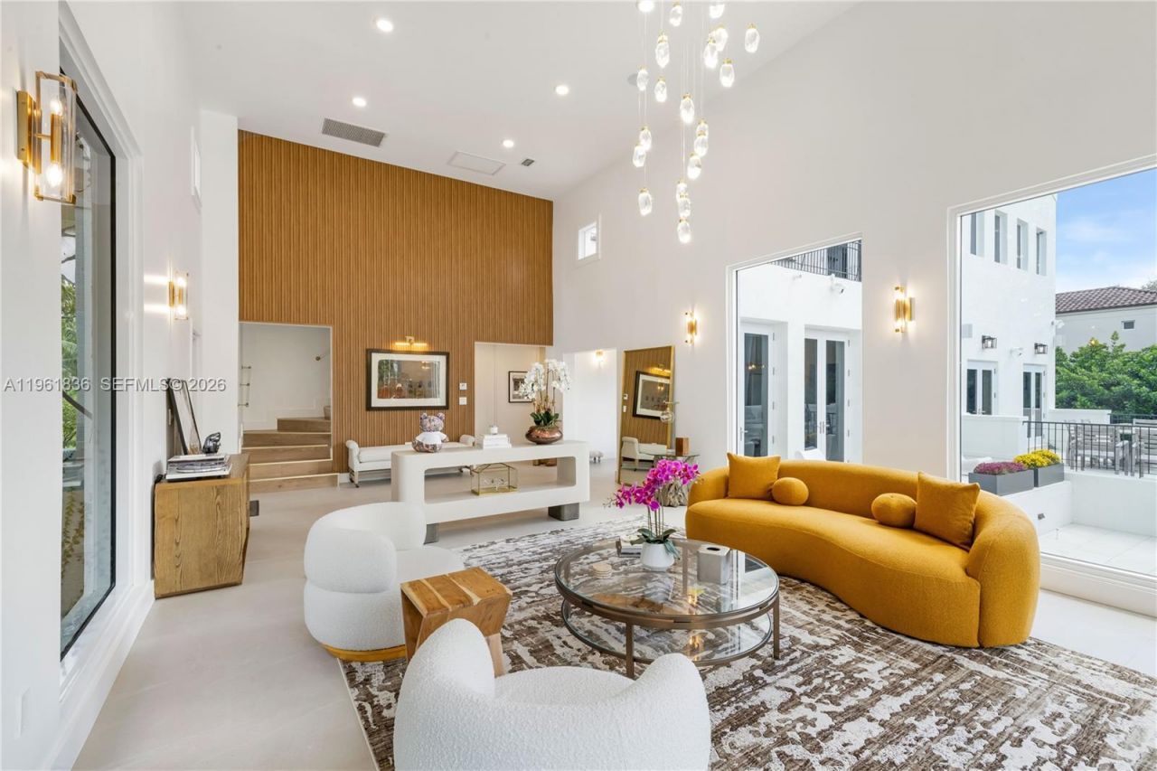 279 Galeon Ct, Coral Gables, FL 33143 Photo