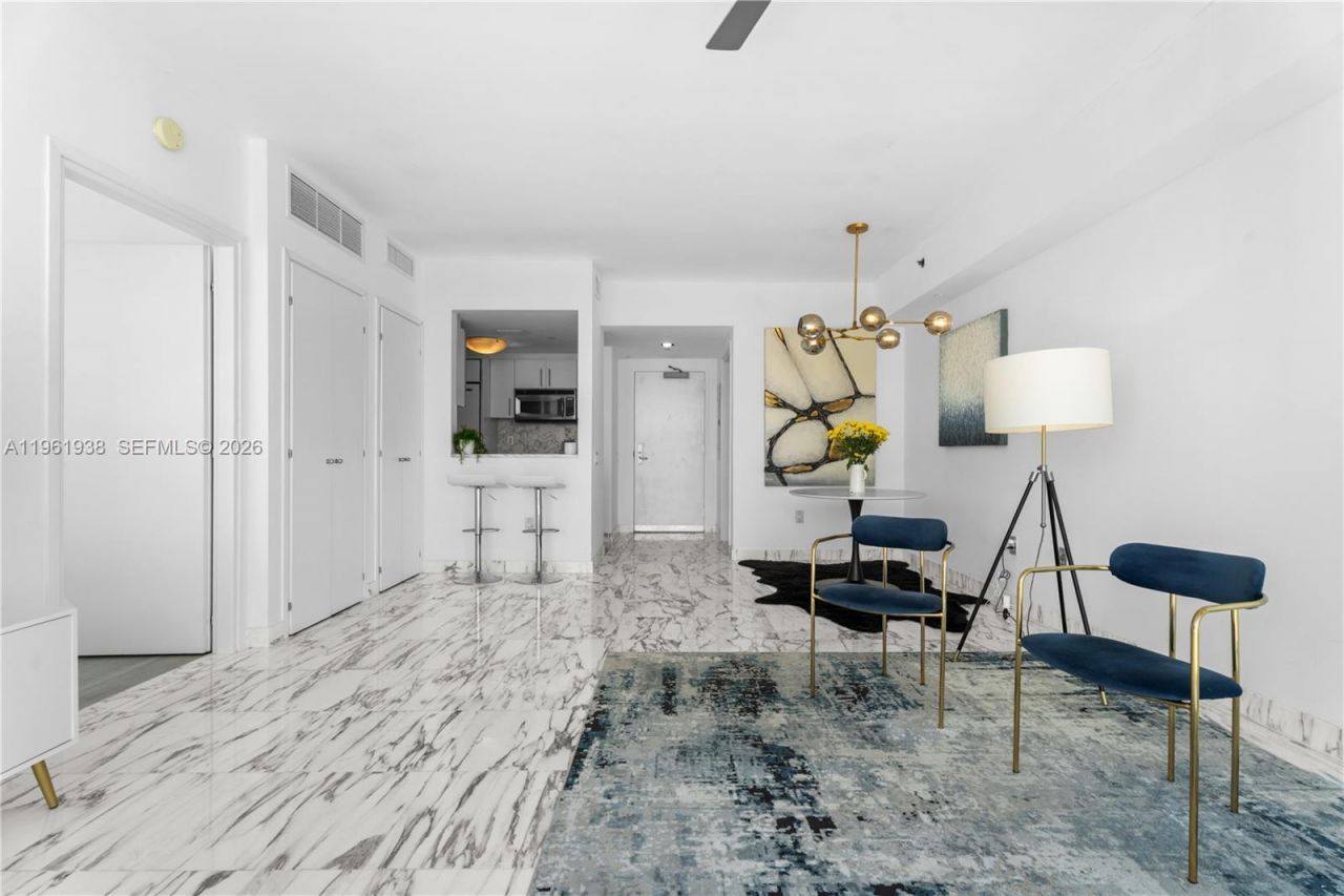 450 Alton Rd , Unit 3008, Miami Beach, FL 33139 Photo