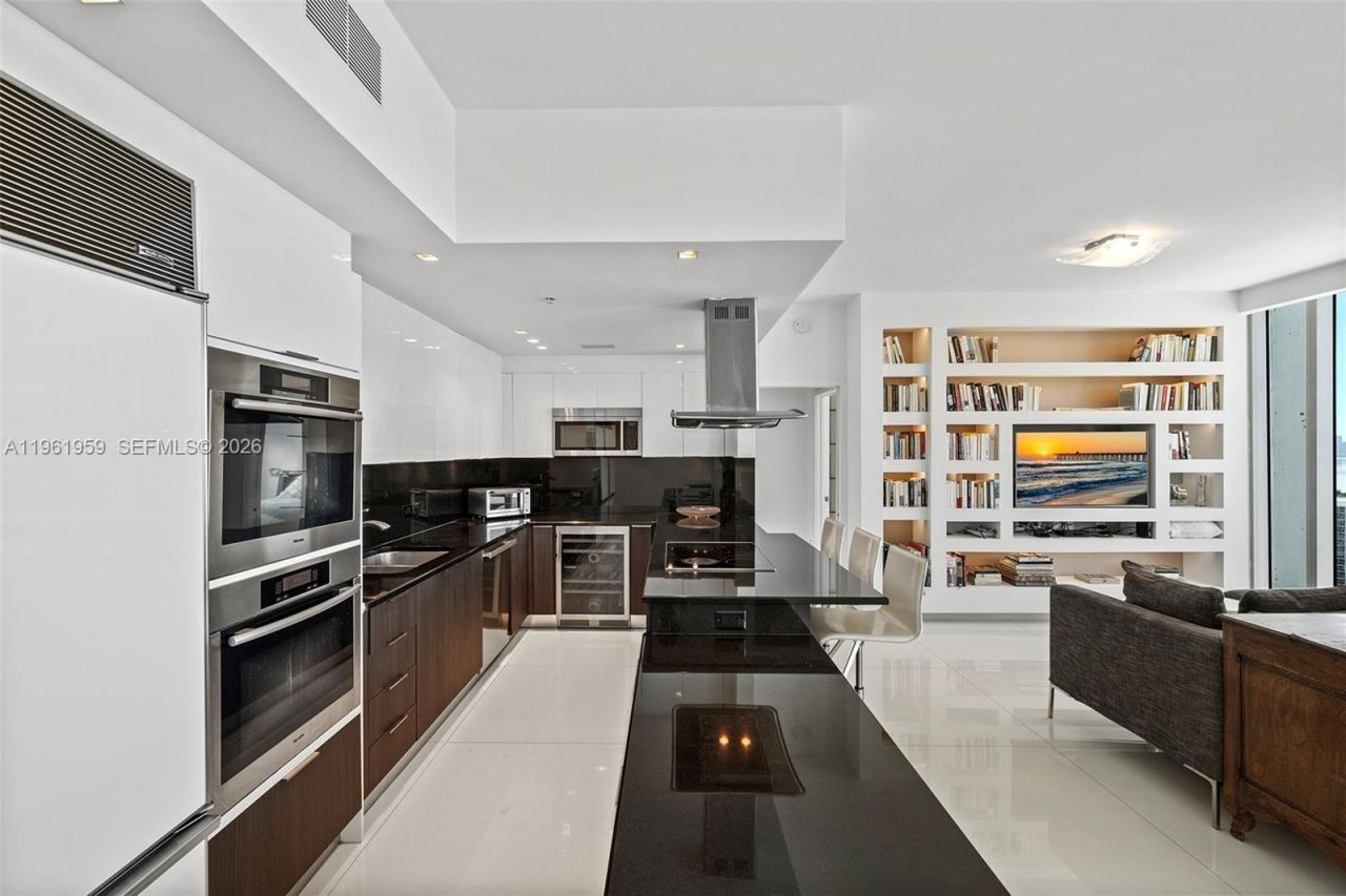 6899 Collins Ave , Unit 2307/10, Miami Beach, FL 33141 Photo