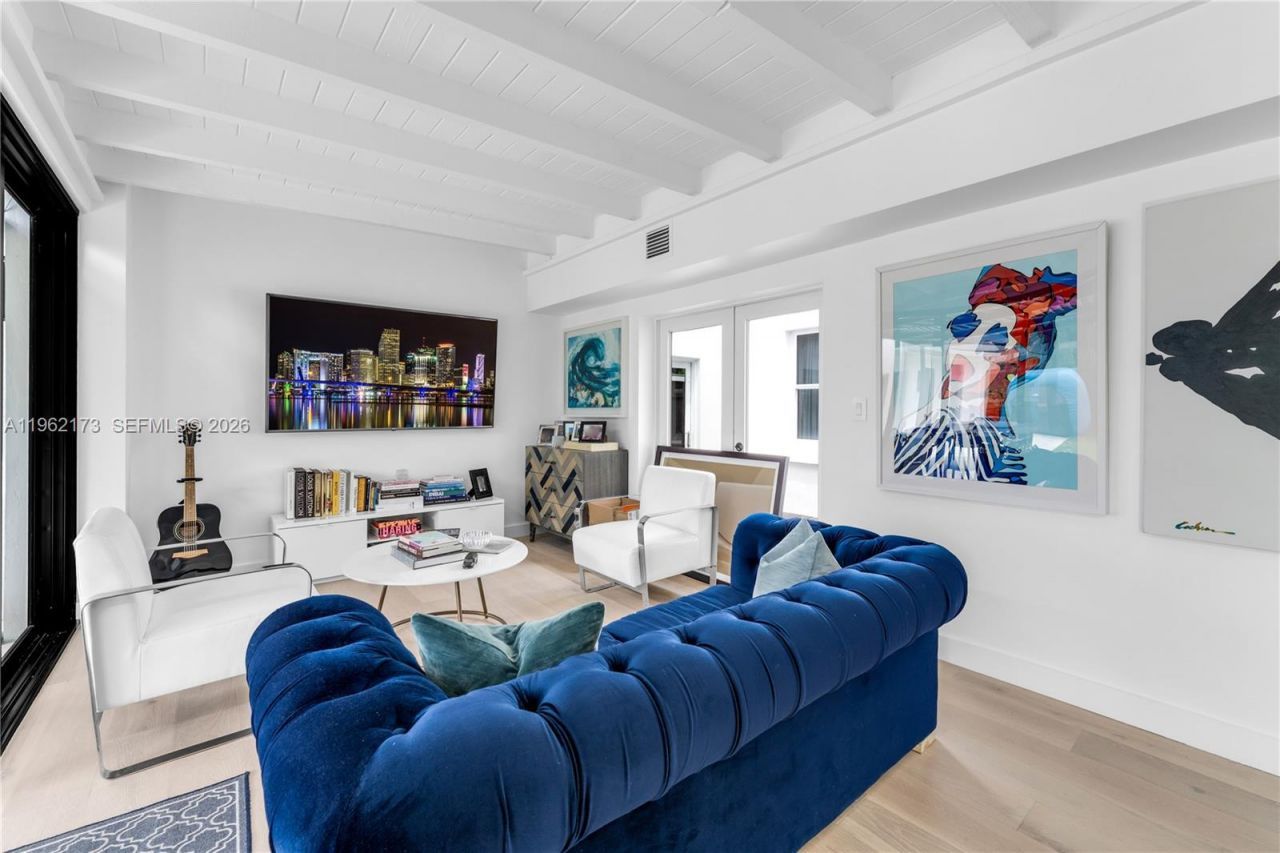 1826 Fairhaven Pl, Miami, FL 33133 Photo