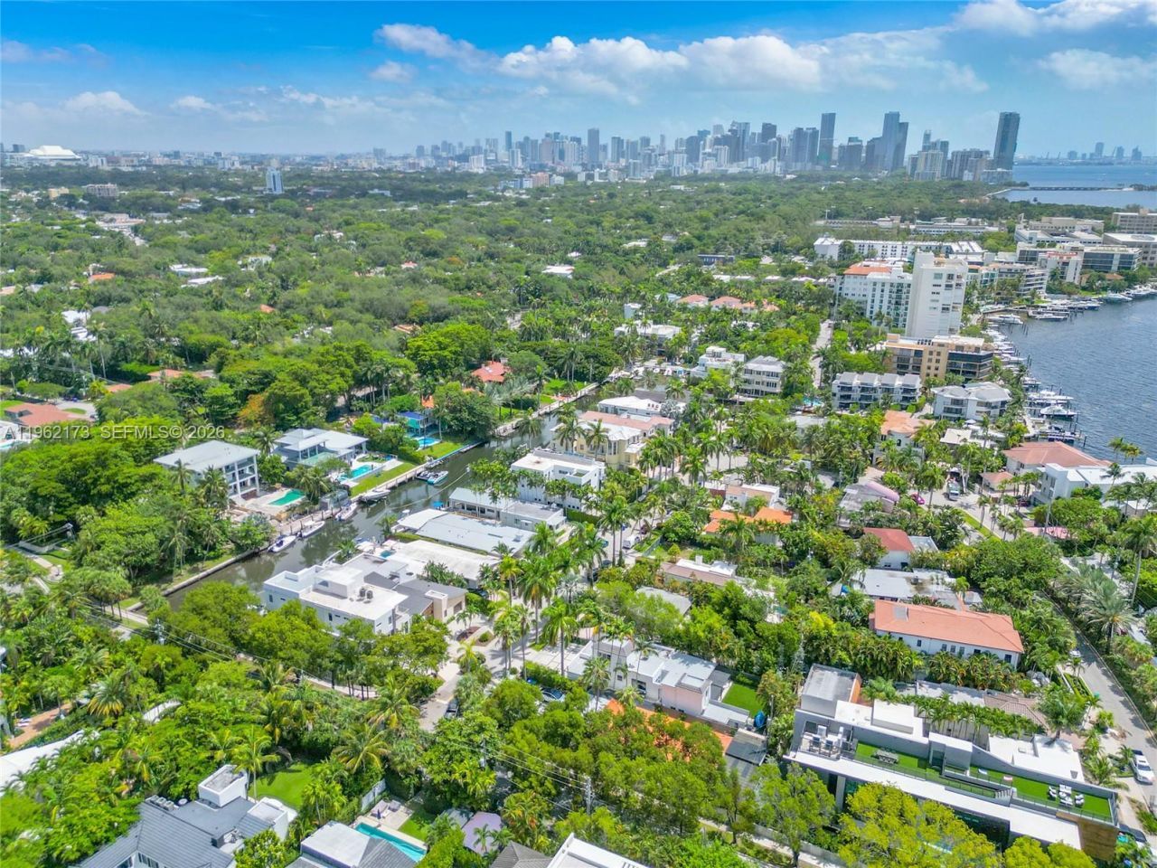 1826 Fairhaven Pl, Miami, FL 33133 Photo