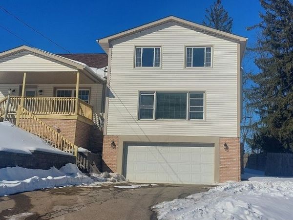 144 Aberdeen Road, Steubenville, OH 43953