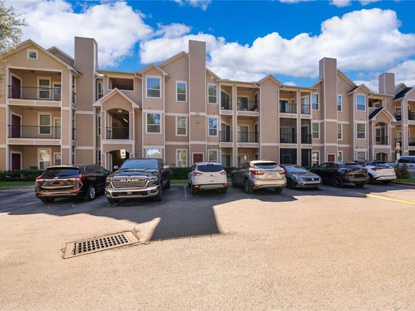 2015 ERVING CIRCLE, Unit 201, OCOEE, FL 34761