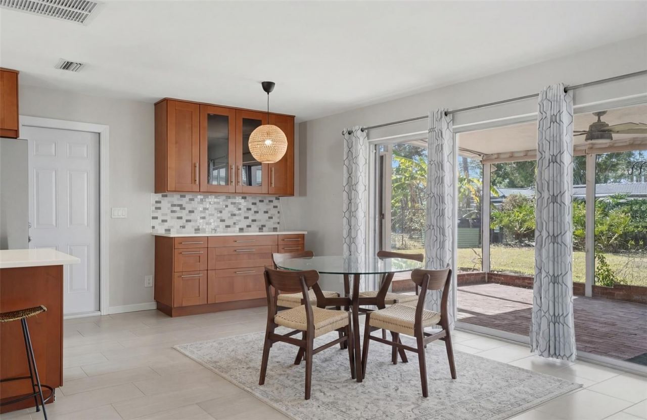 7962 2nd Way N, Saint Petersburg, FL 33702 Photo