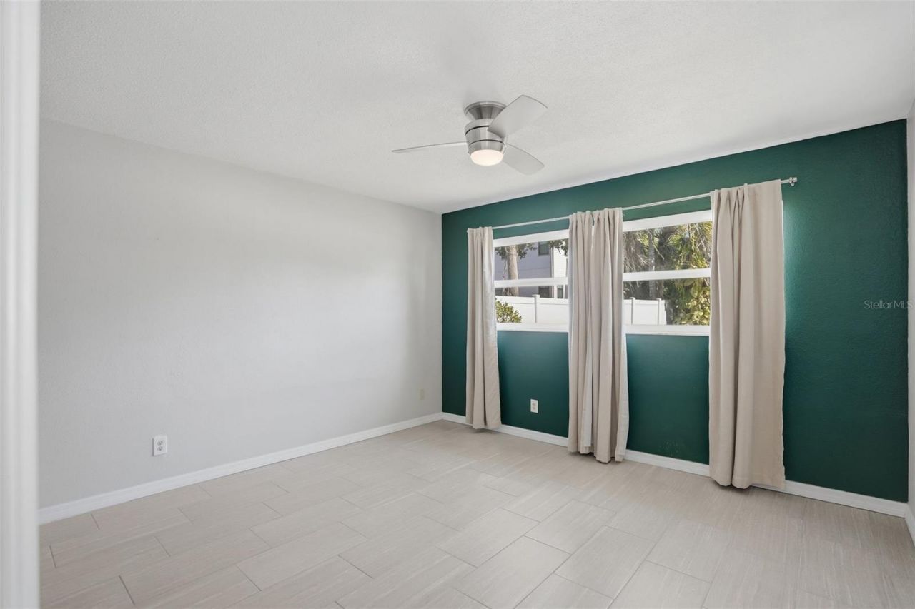 7962 2nd Way N, Saint Petersburg, FL 33702 Photo