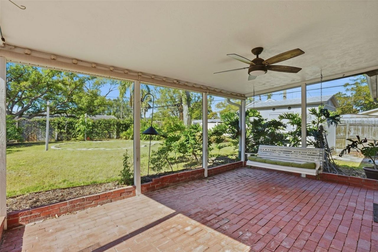 7962 2nd Way N, Saint Petersburg, FL 33702 Photo