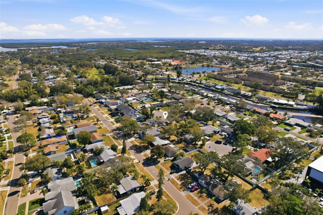 7962 2nd Way N, Saint Petersburg, FL 33702 Photo