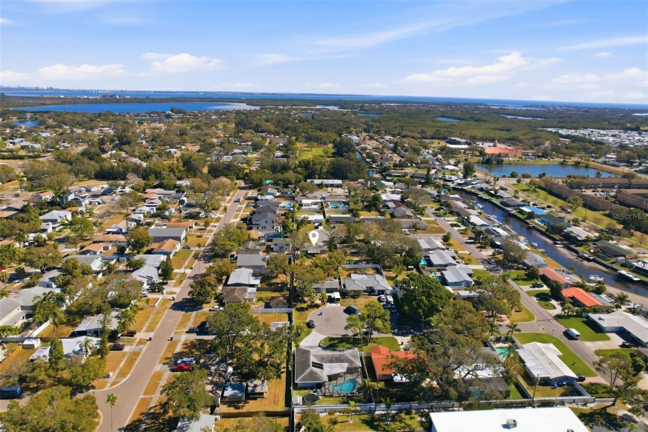 7962 2nd Way N, Saint Petersburg, FL 33702 Photo