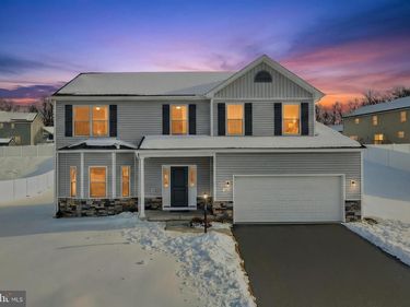 20 STEEPLE CHASE DRIVE, YORK HAVEN, PA 17370