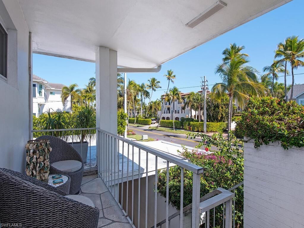 536 2nd St S, Unit 536, Naples, FL 34102 Photo