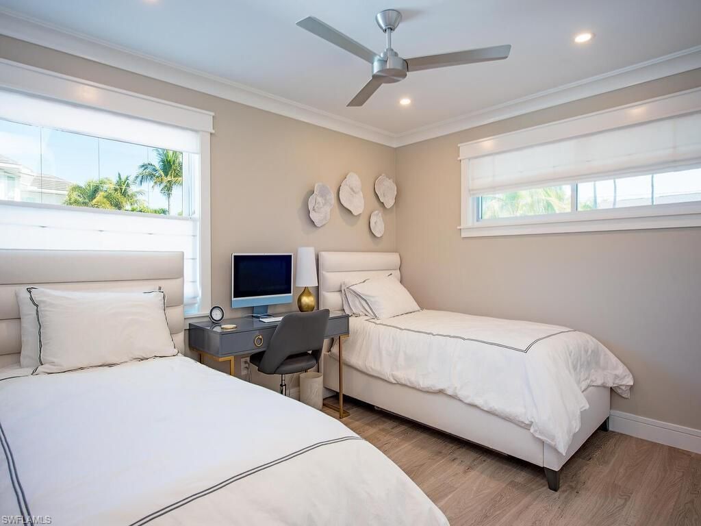 536 2nd St S, Unit 536, Naples, FL 34102 Photo