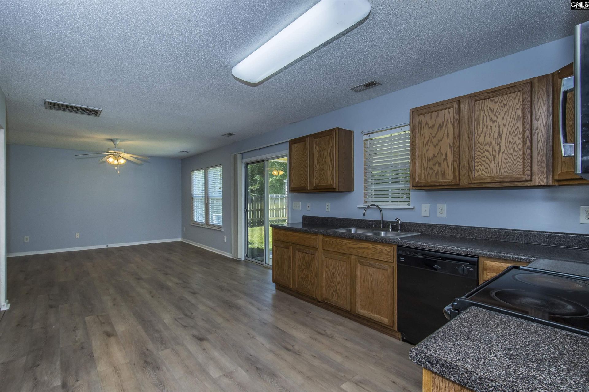 392 Eagle Pointe Drive Photo 15