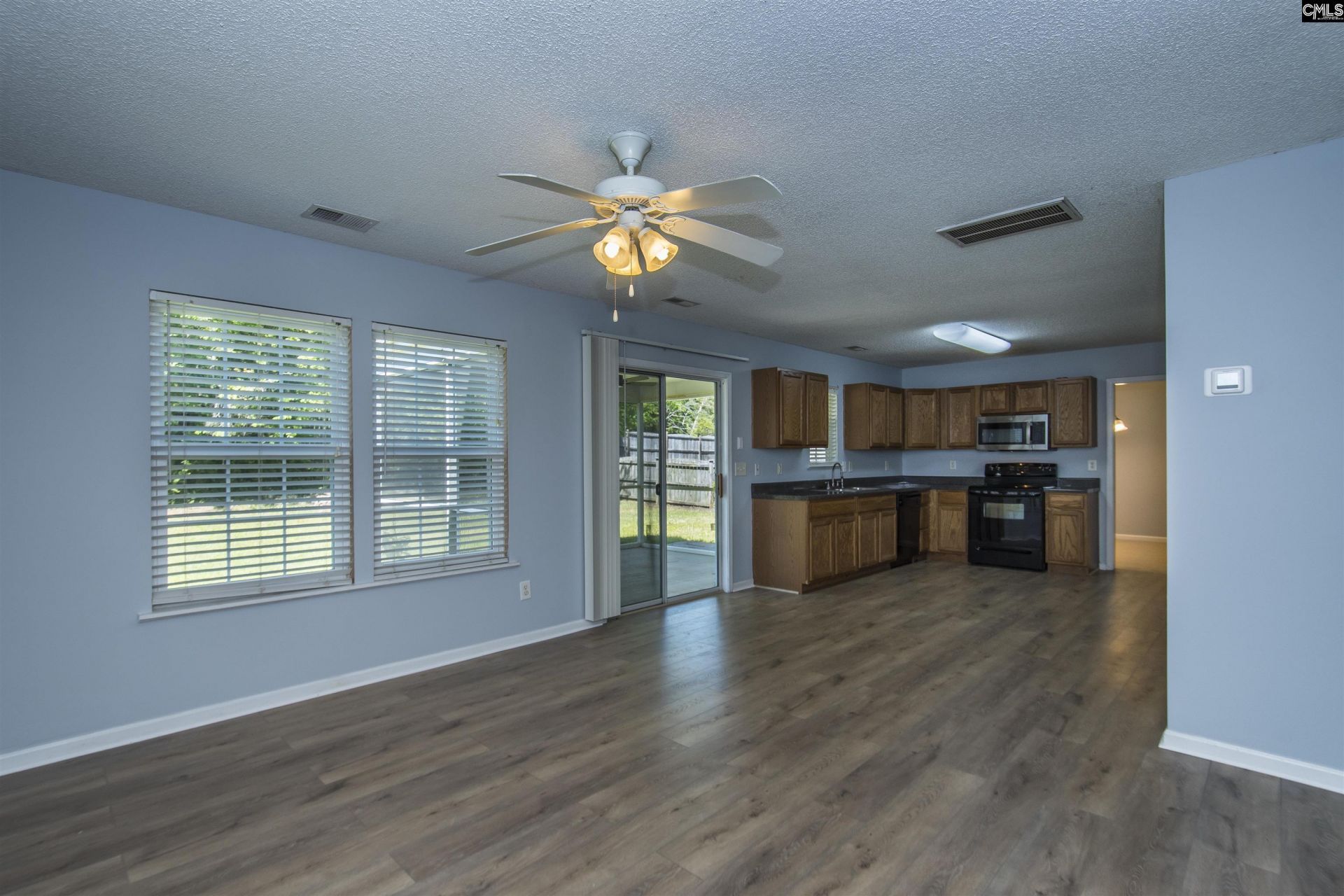 392 Eagle Pointe Drive Photo 18