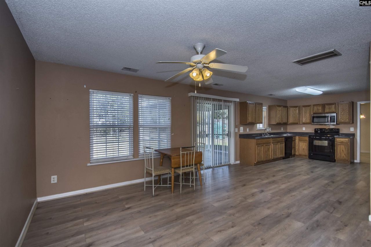 392 Eagle Pointe Drive  Photo 18