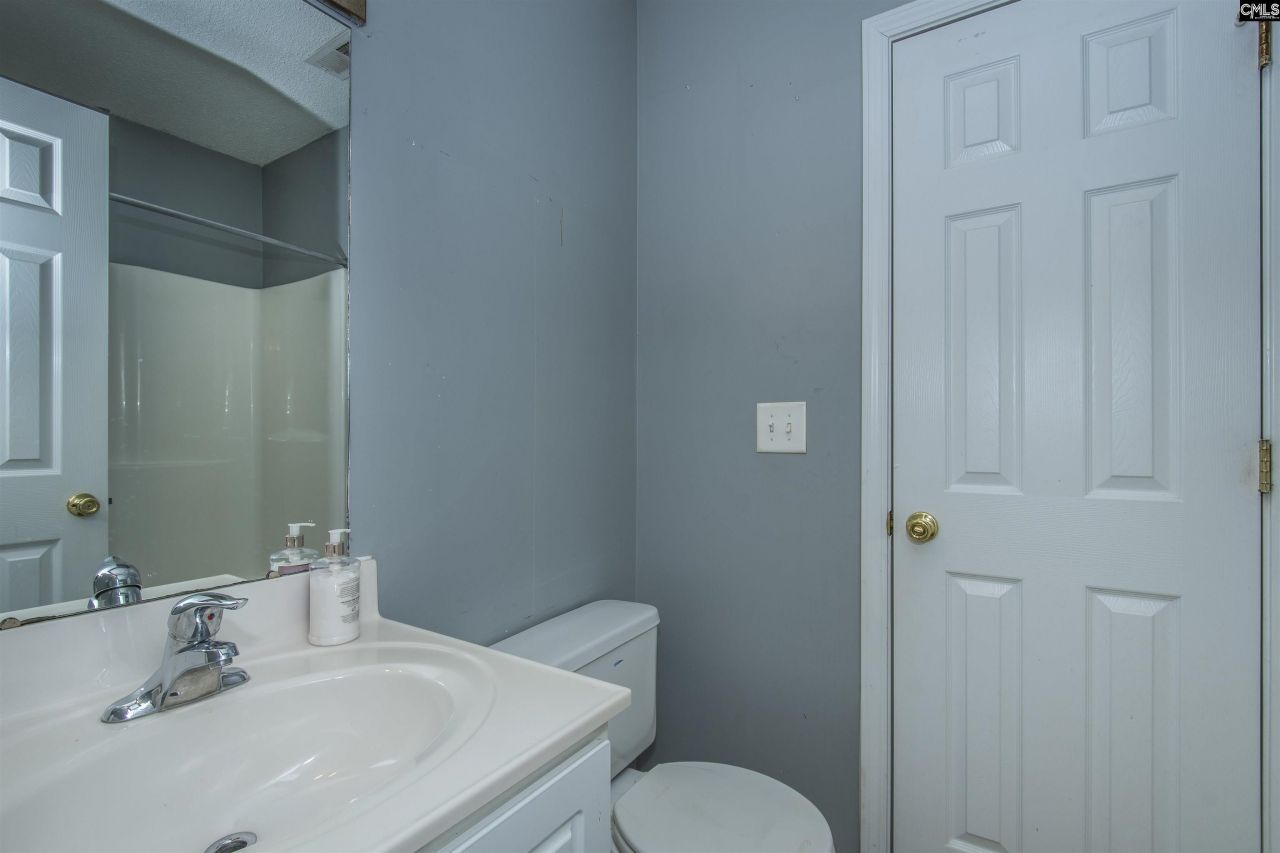 392 Eagle Pointe Drive  Photo 21