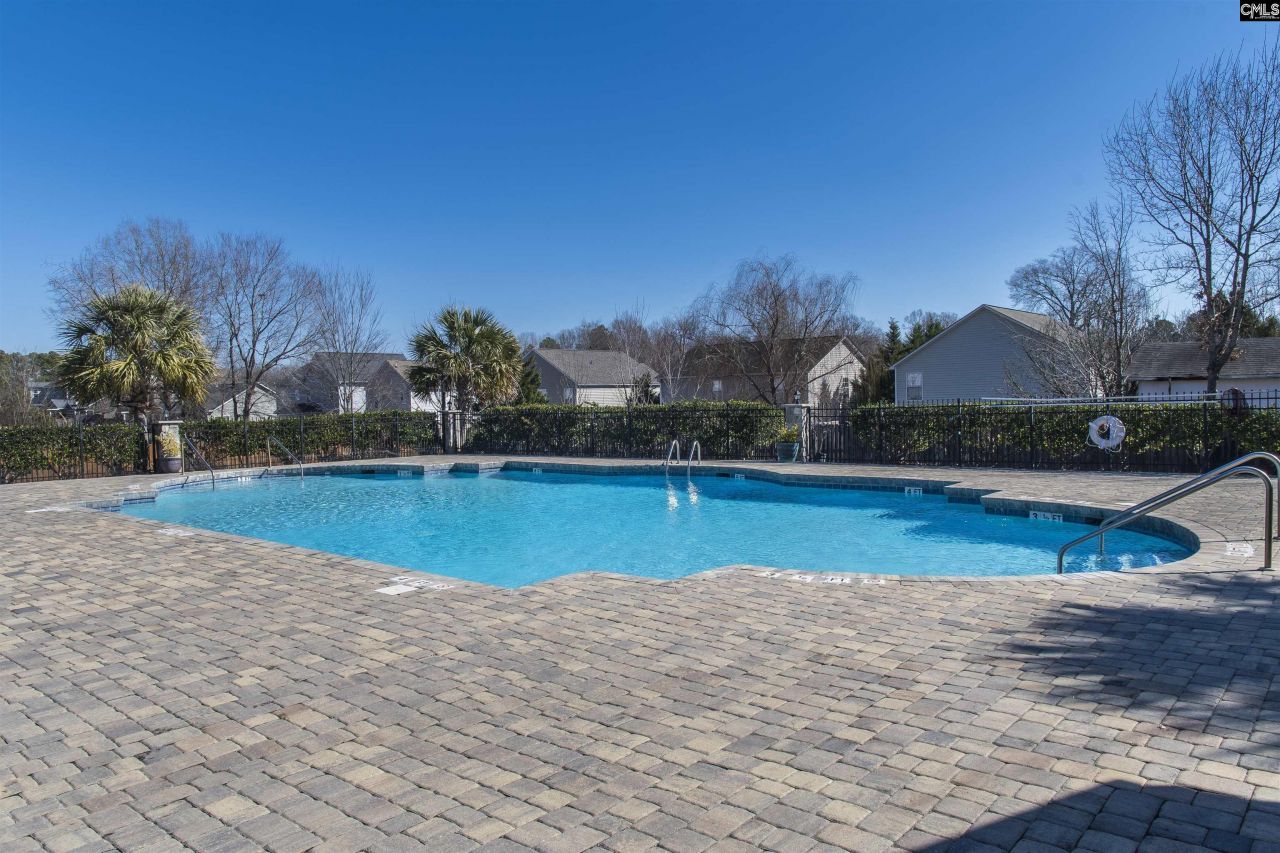 392 Eagle Pointe Drive  Photo 22