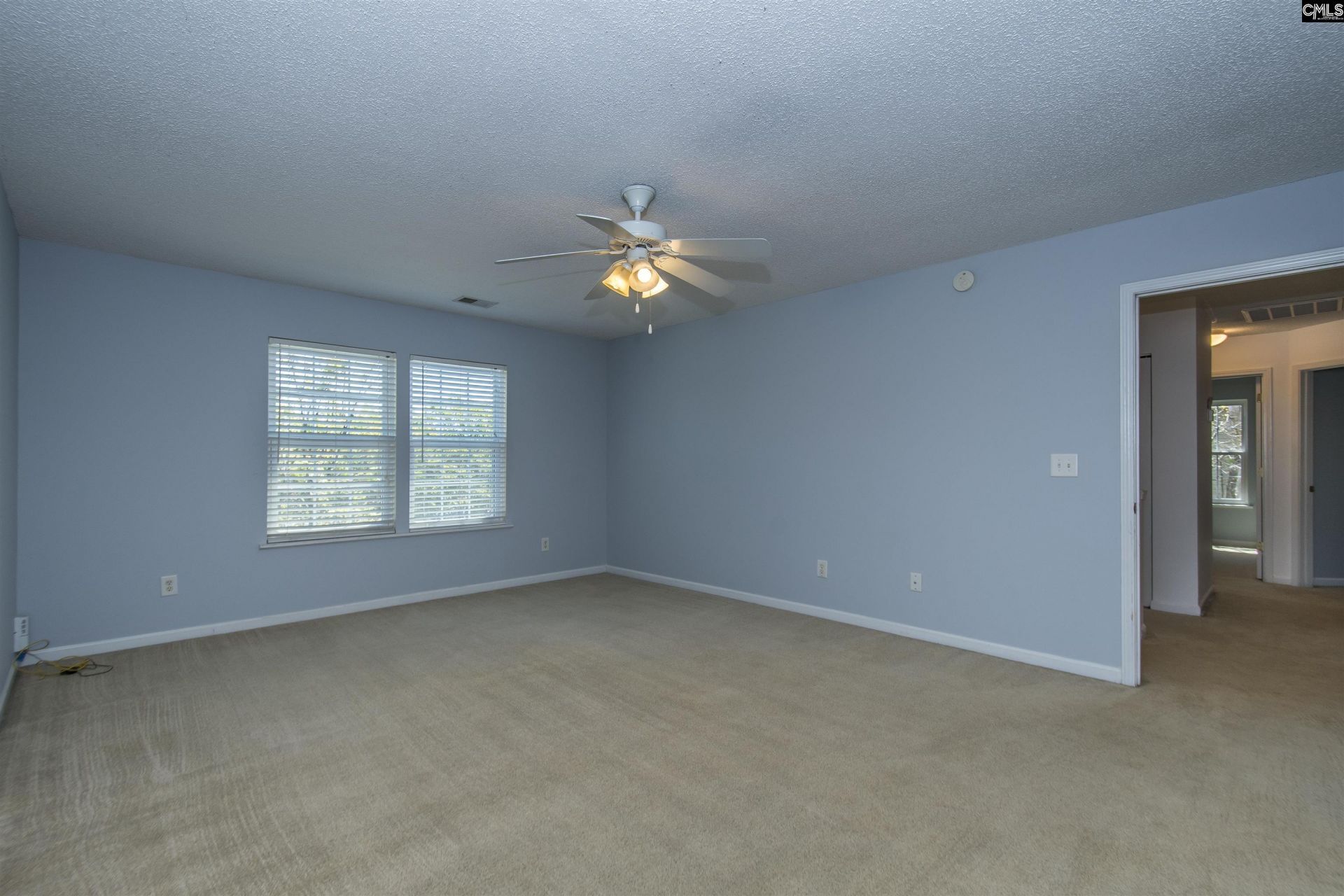 392 Eagle Pointe Drive Photo 23