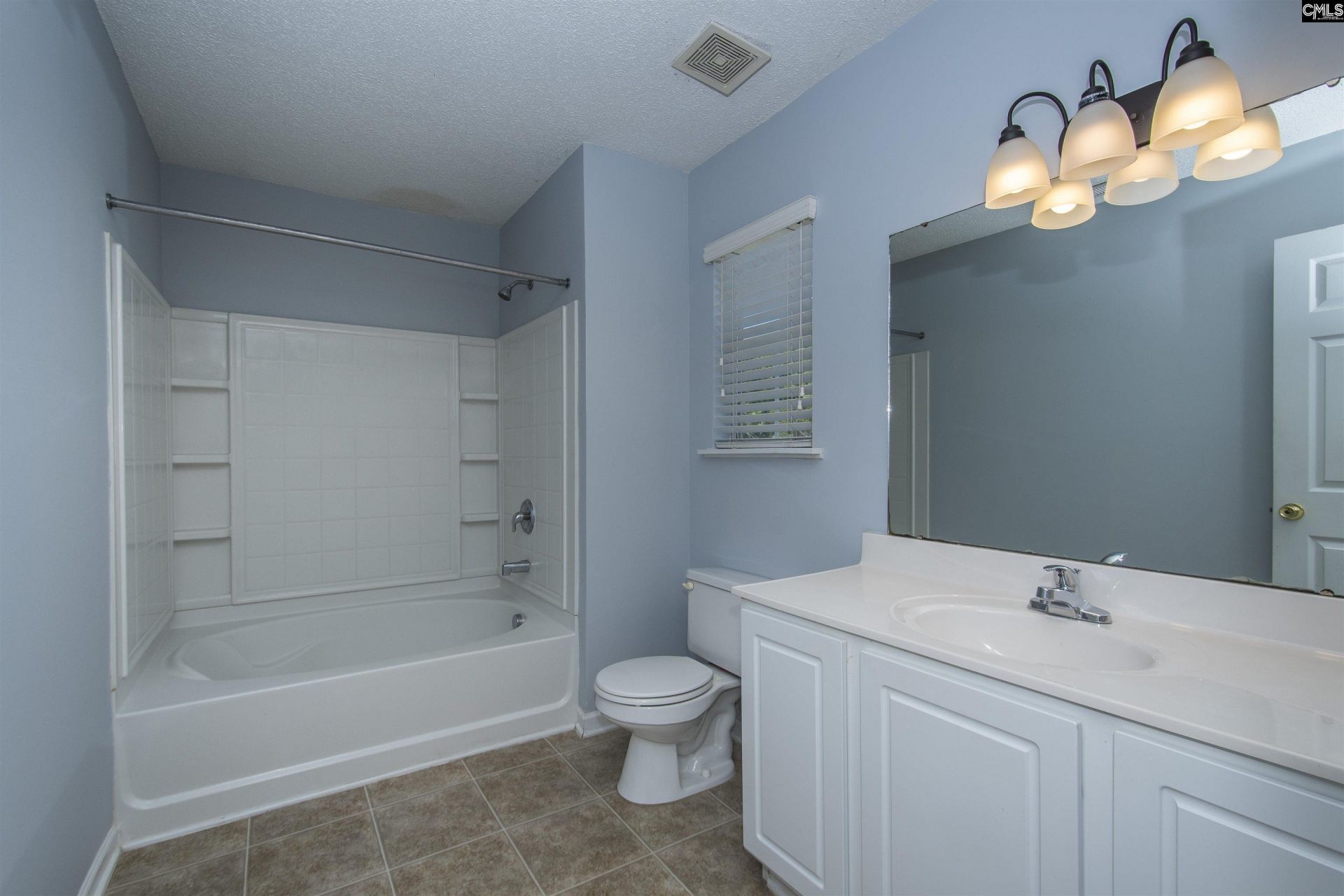 392 Eagle Pointe Drive Photo 25