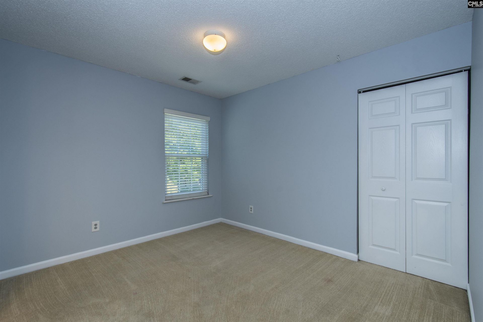 392 Eagle Pointe Drive Photo 27