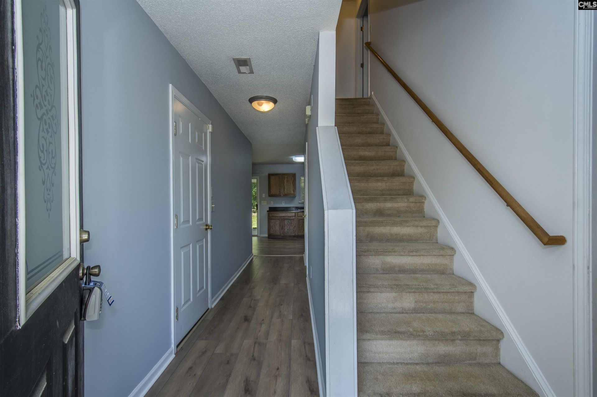 392 Eagle Pointe Drive Photo 8