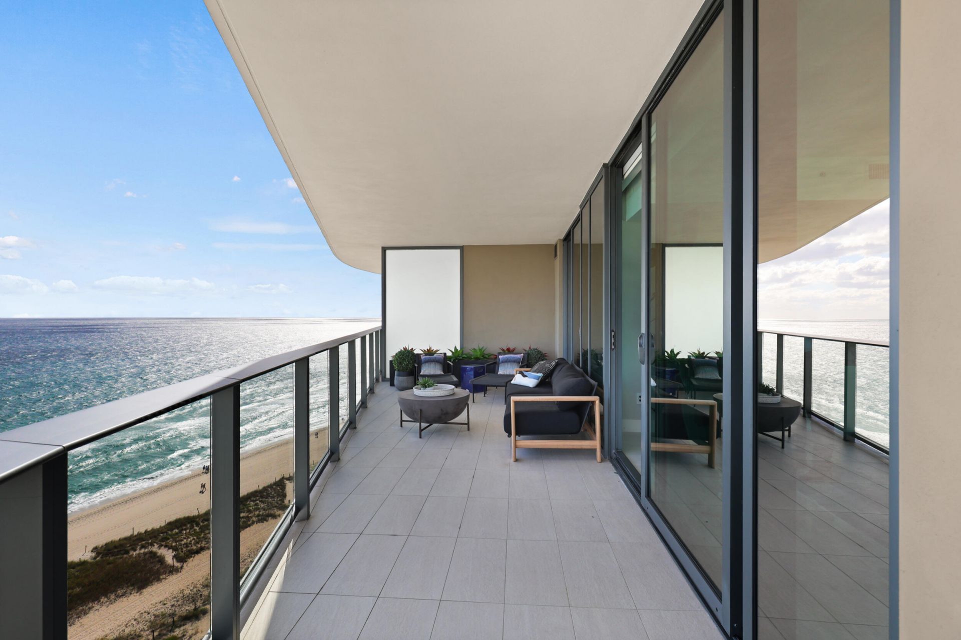 730 N Ocean Boulevard, Unit 1402, Pompano Beach, FL 33062 Photo