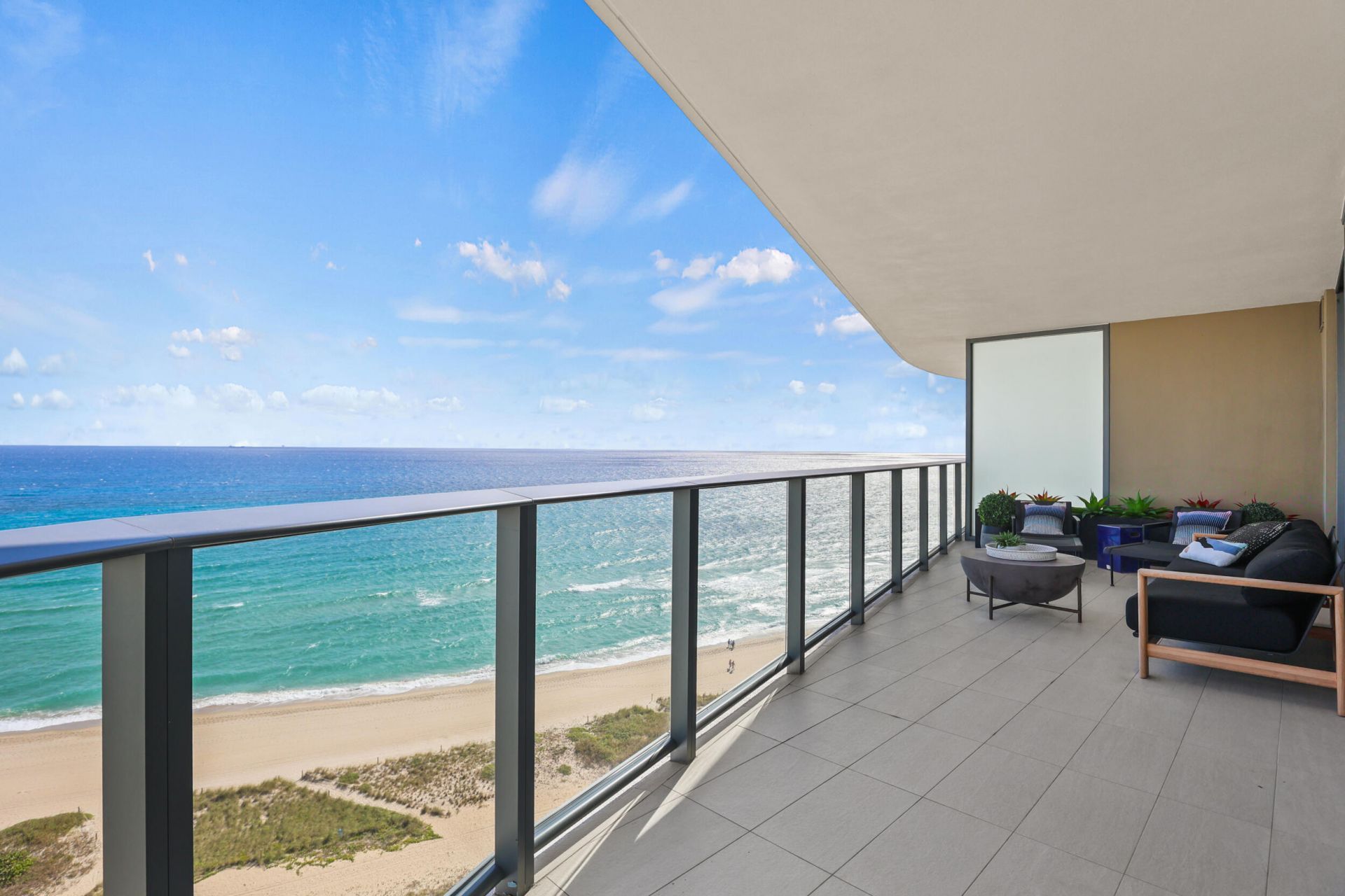 730 N Ocean Boulevard, Unit 1402, Pompano Beach, FL 33062 Photo