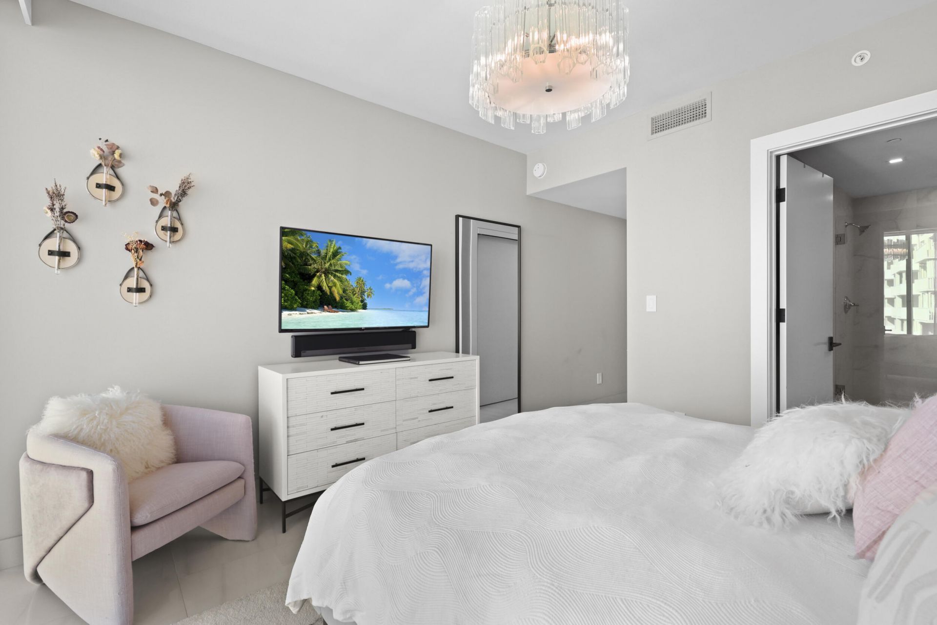 730 N Ocean Boulevard, Unit 1402, Pompano Beach, FL 33062 Photo