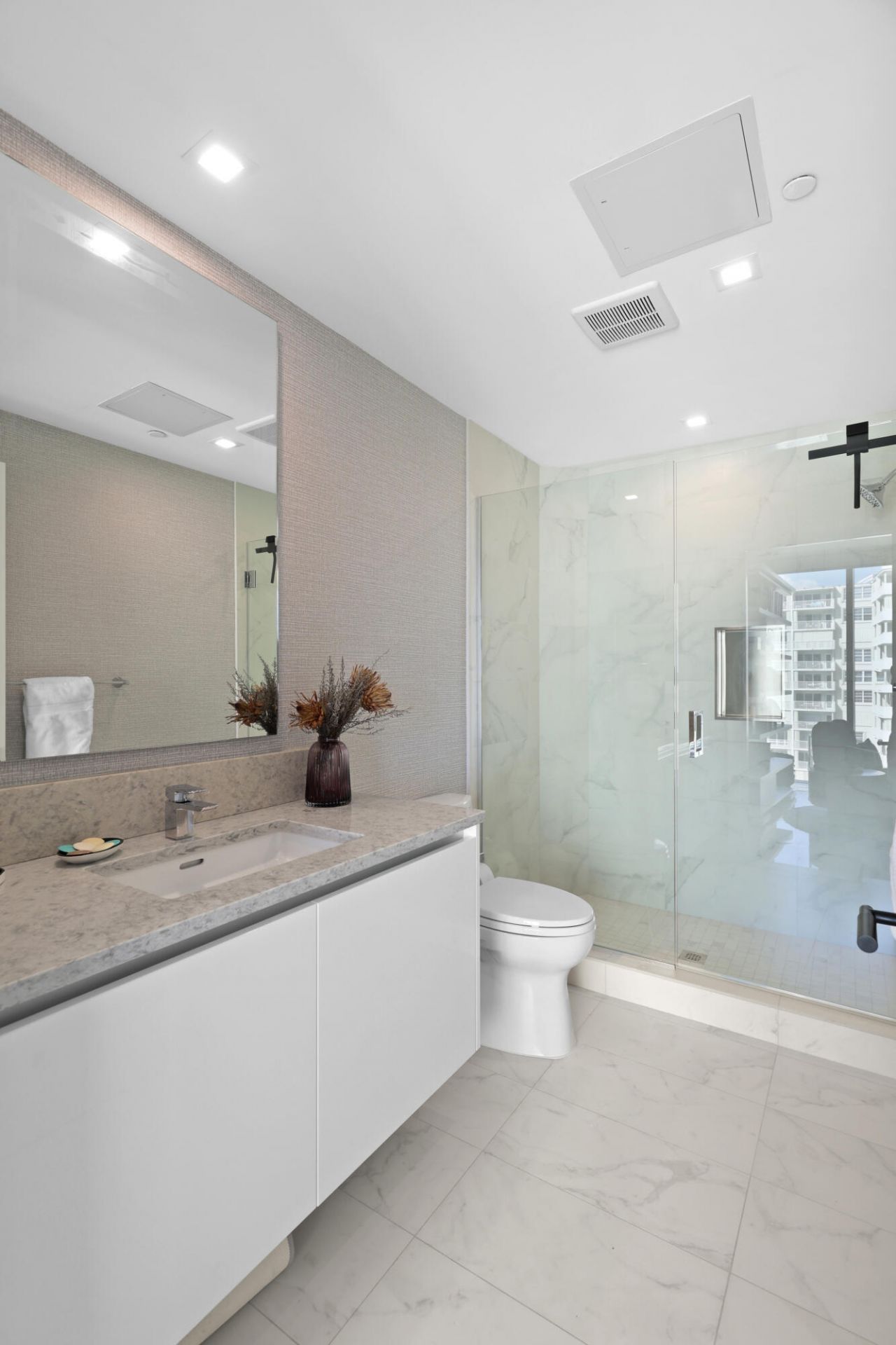 730 N Ocean Boulevard, Unit 1402, Pompano Beach, FL 33062 Photo