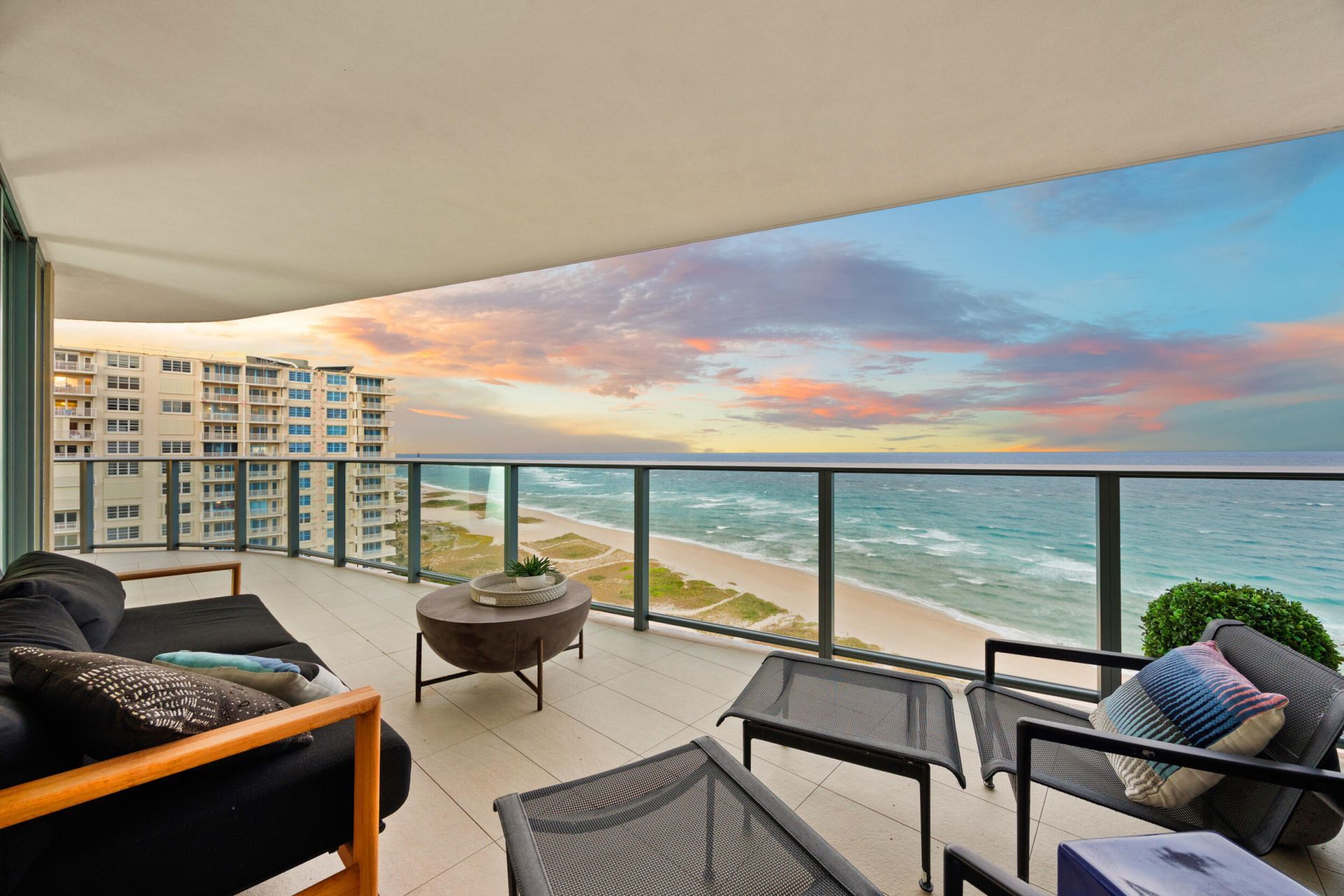 730 N Ocean Boulevard, Unit 1402, Pompano Beach, FL 33062 Photo