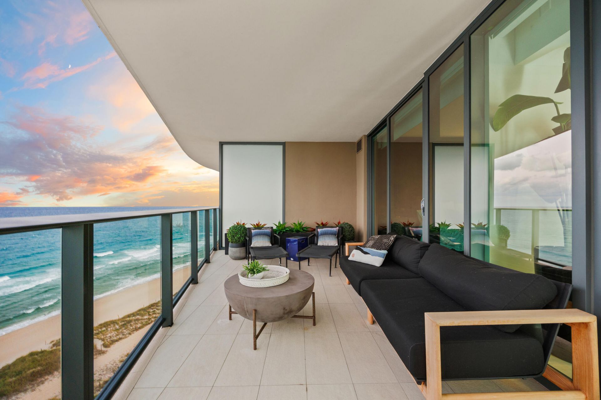 730 N Ocean Boulevard, Unit 1402, Pompano Beach, FL 33062 Photo