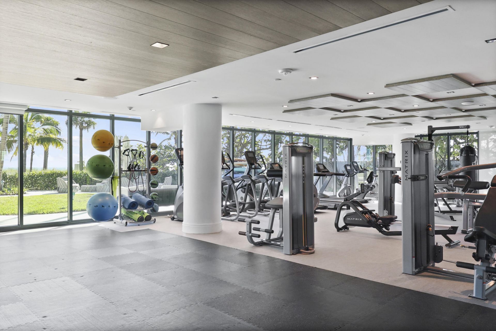 730 N Ocean Boulevard, Unit 1402, Pompano Beach, FL 33062 Photo