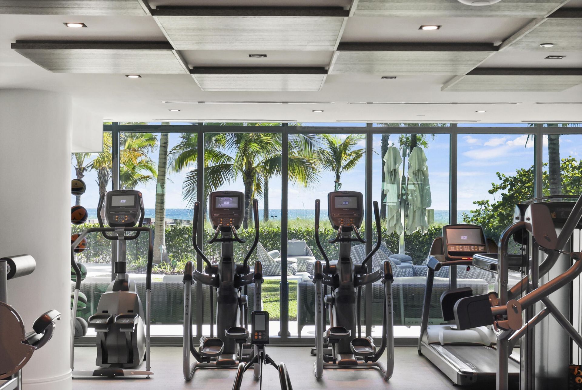 730 N Ocean Boulevard, Unit 1402, Pompano Beach, FL 33062 Photo