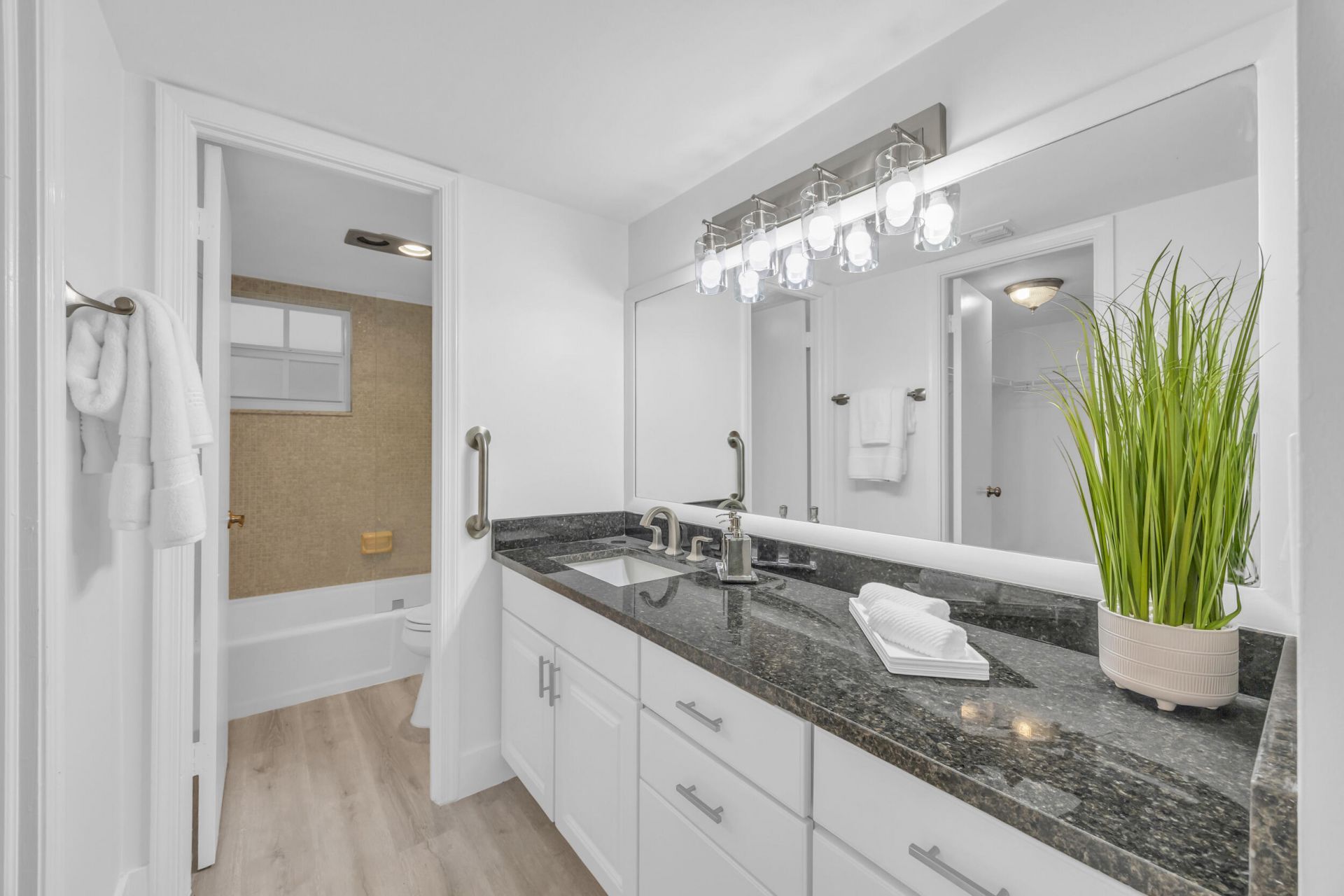 1250 Sugar Sands Boulevard, Unit 110, Riviera Beach, FL 33404 Photo