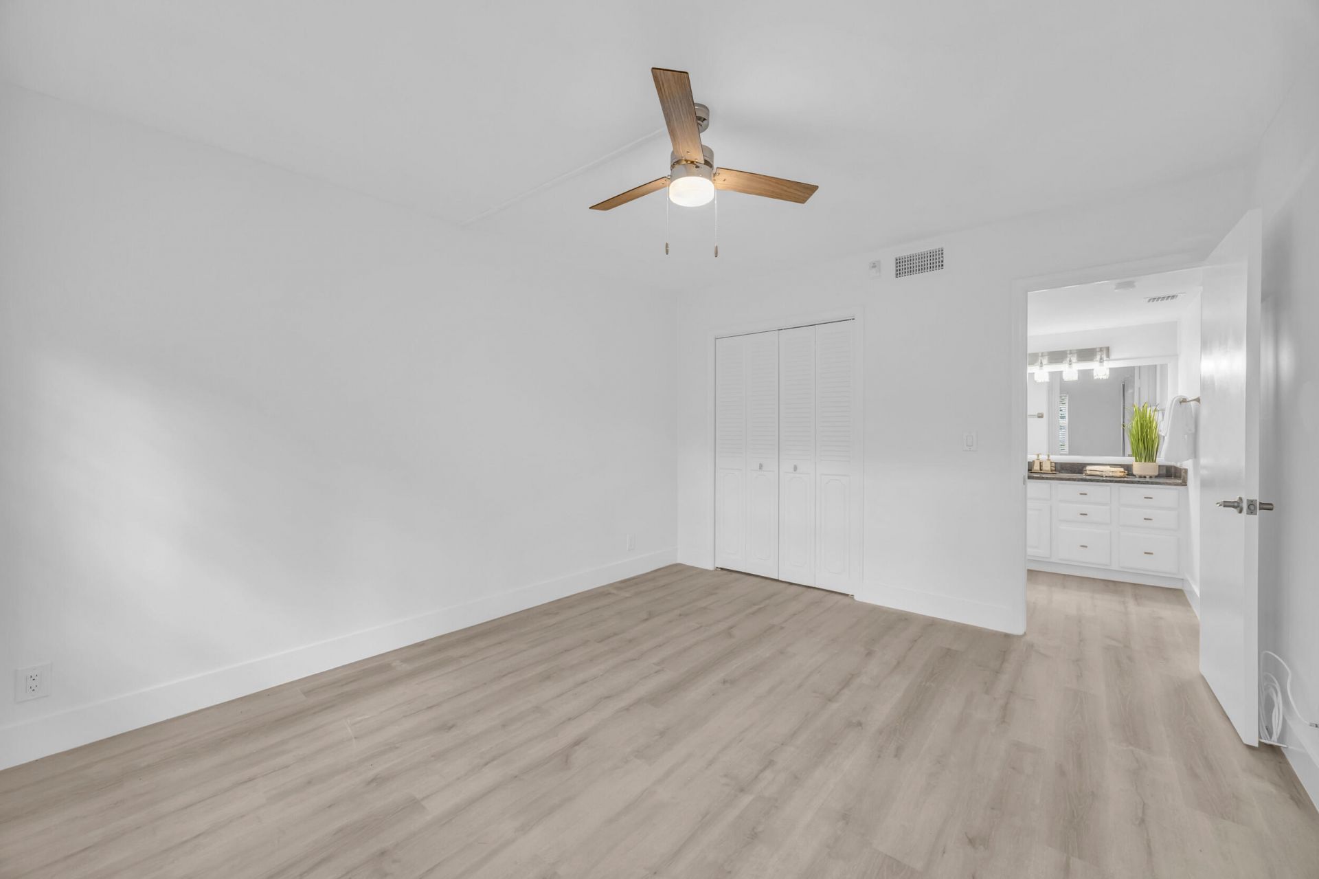 1250 Sugar Sands Boulevard, Unit 110, Riviera Beach, FL 33404 Photo