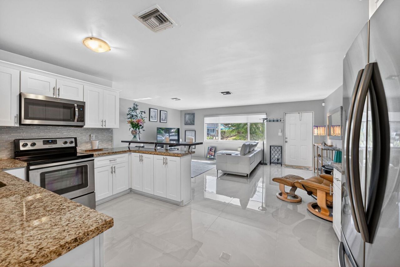 937 SE 7th Street, Deerfield Beach, FL 33441 Photo