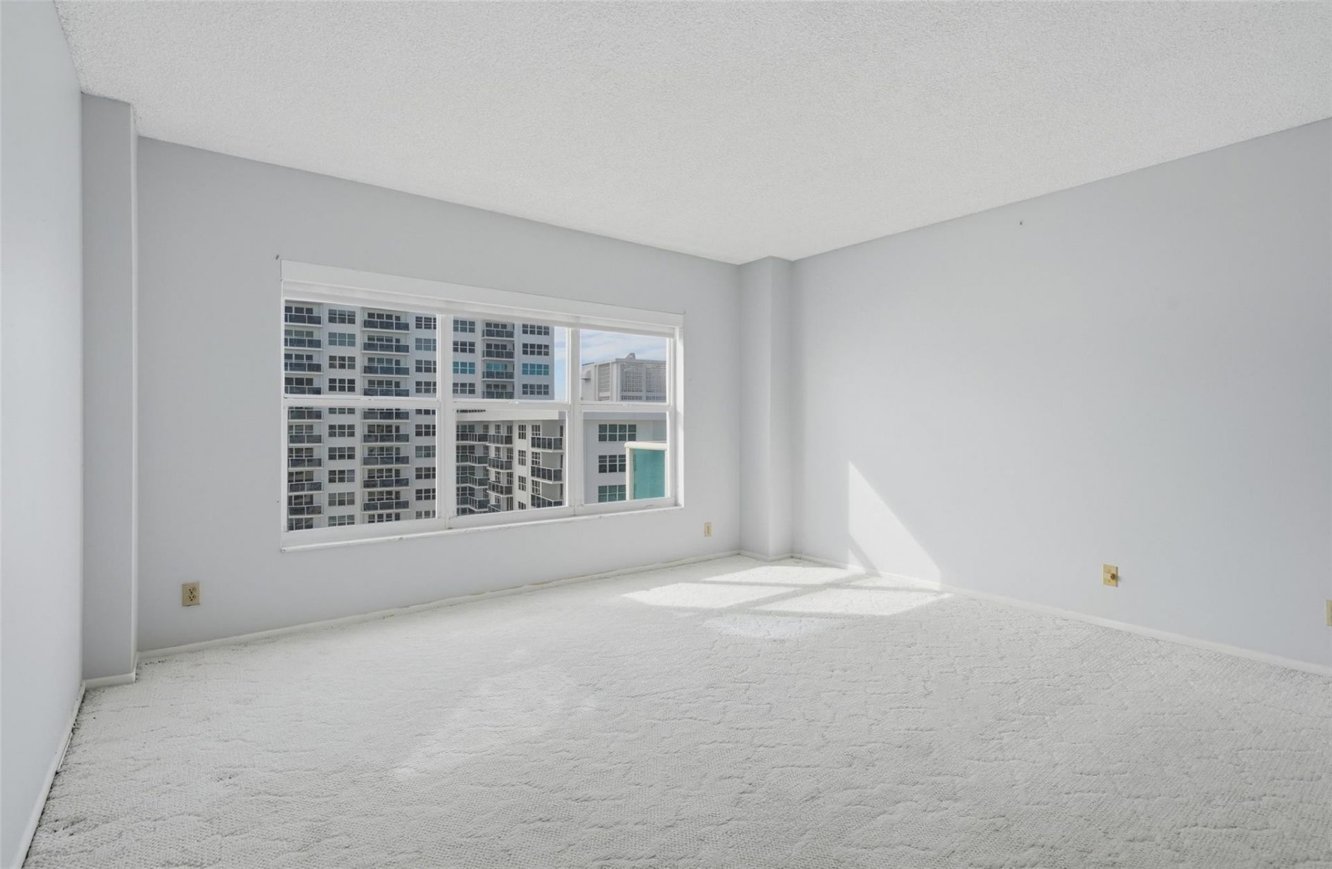 3550 Galt Ocean Drive, Unit 1704, Fort Lauderdale, FL 33308 Photo