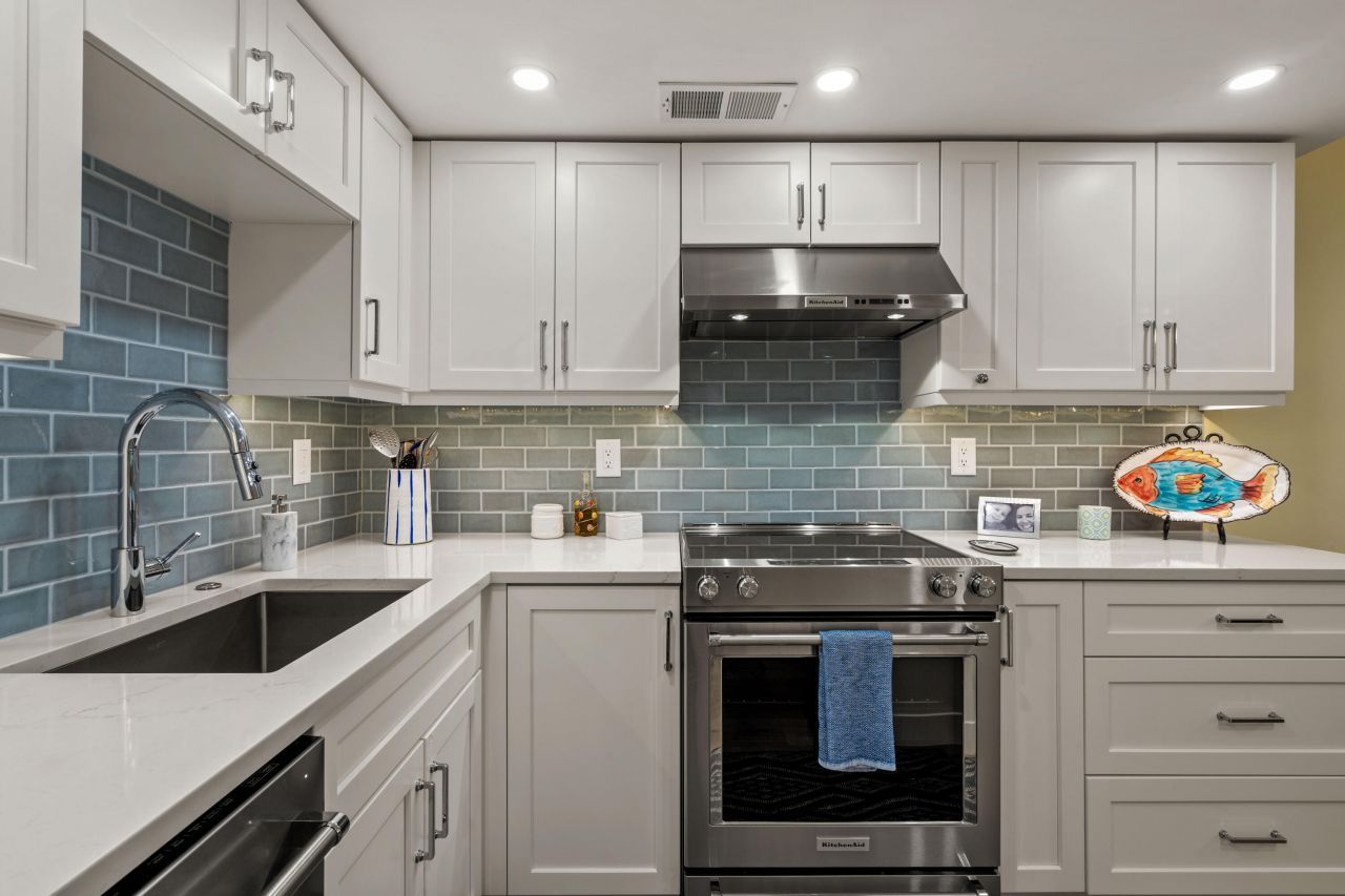 1306 Sea Elder Drive Photo 2