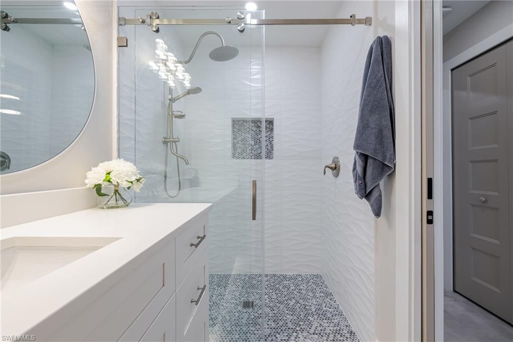 3907 SE 21st Pl, Cape Coral, FL 33904 Photo