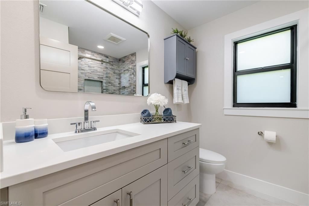 3907 SE 21st Pl, Cape Coral, FL 33904 Photo