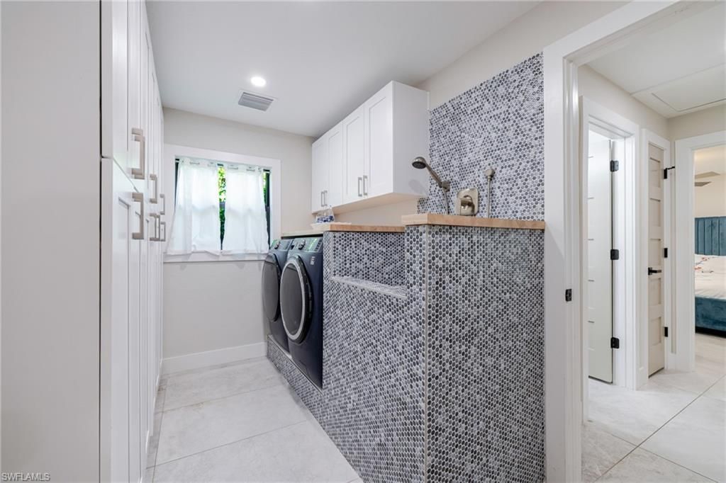 3907 SE 21st Pl, Cape Coral, FL 33904 Photo